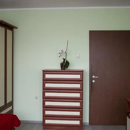 דירה апарт пееви גברובו